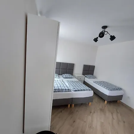 Luna Penzion 3*